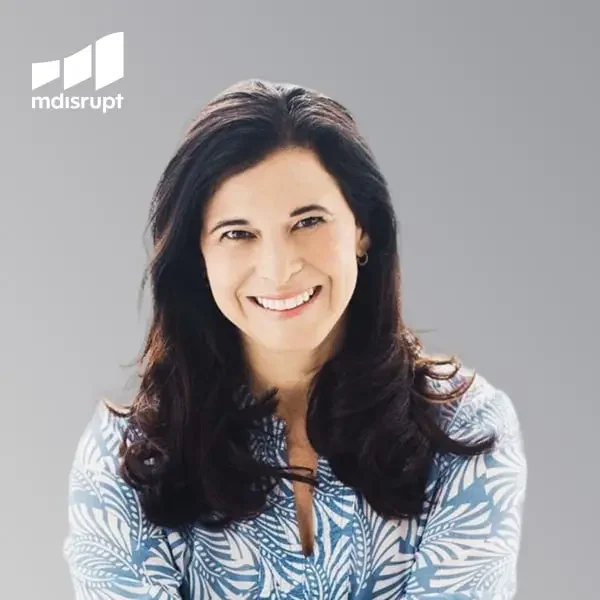 RosaZ_Headshot_Card-min-2